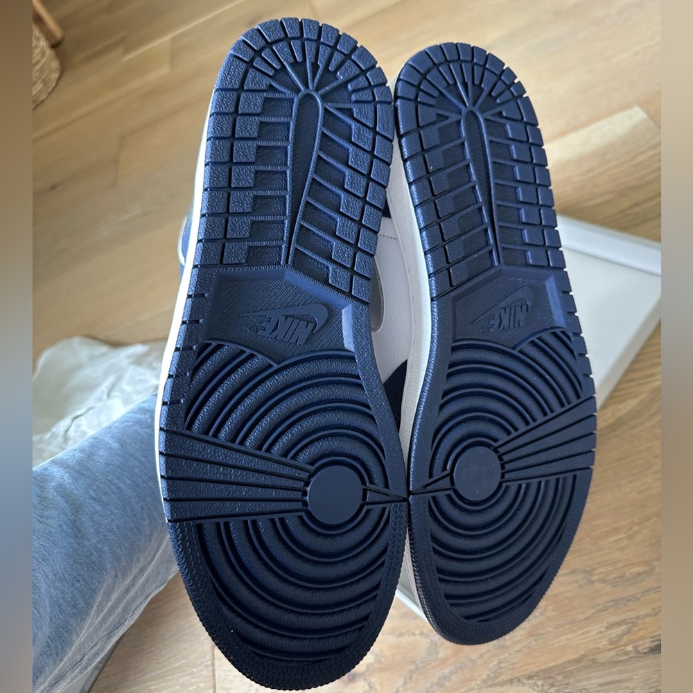 NWB Jordan 1 Retro High CO.JP Midnight Navy (2020) 11.5 - Picture 10 of 15